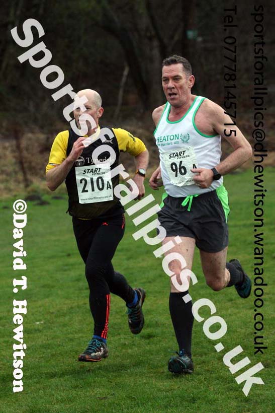 Mens veterans Durham Cathedral Cross Country Relays, Maiden Castle, Durham. Photo: David T. Hewitson/Sports for All Pics